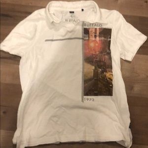 Buffalo David Bitton 100% cotton med collard Neck